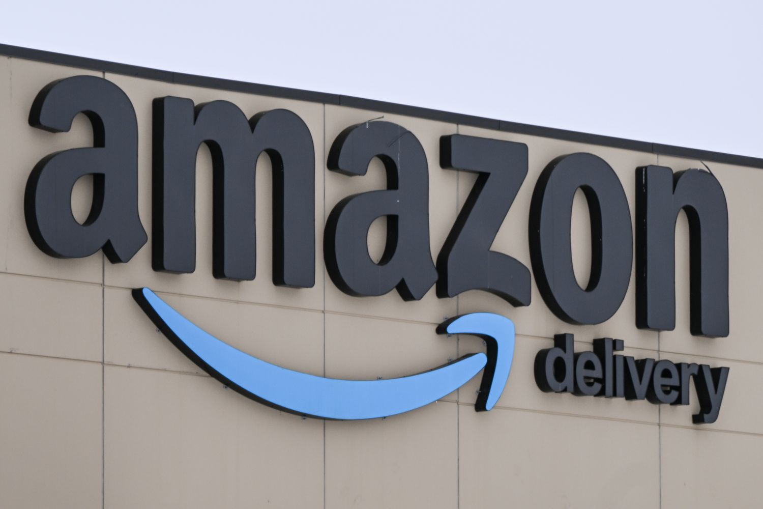 What Analysts Say About Amazon Stock Ahead Of Earnings 3 June 14, 2025 10:55 am What Analysts Say About Amazon Stock Ahead Of Earnings The Amazon logo on the side of a building