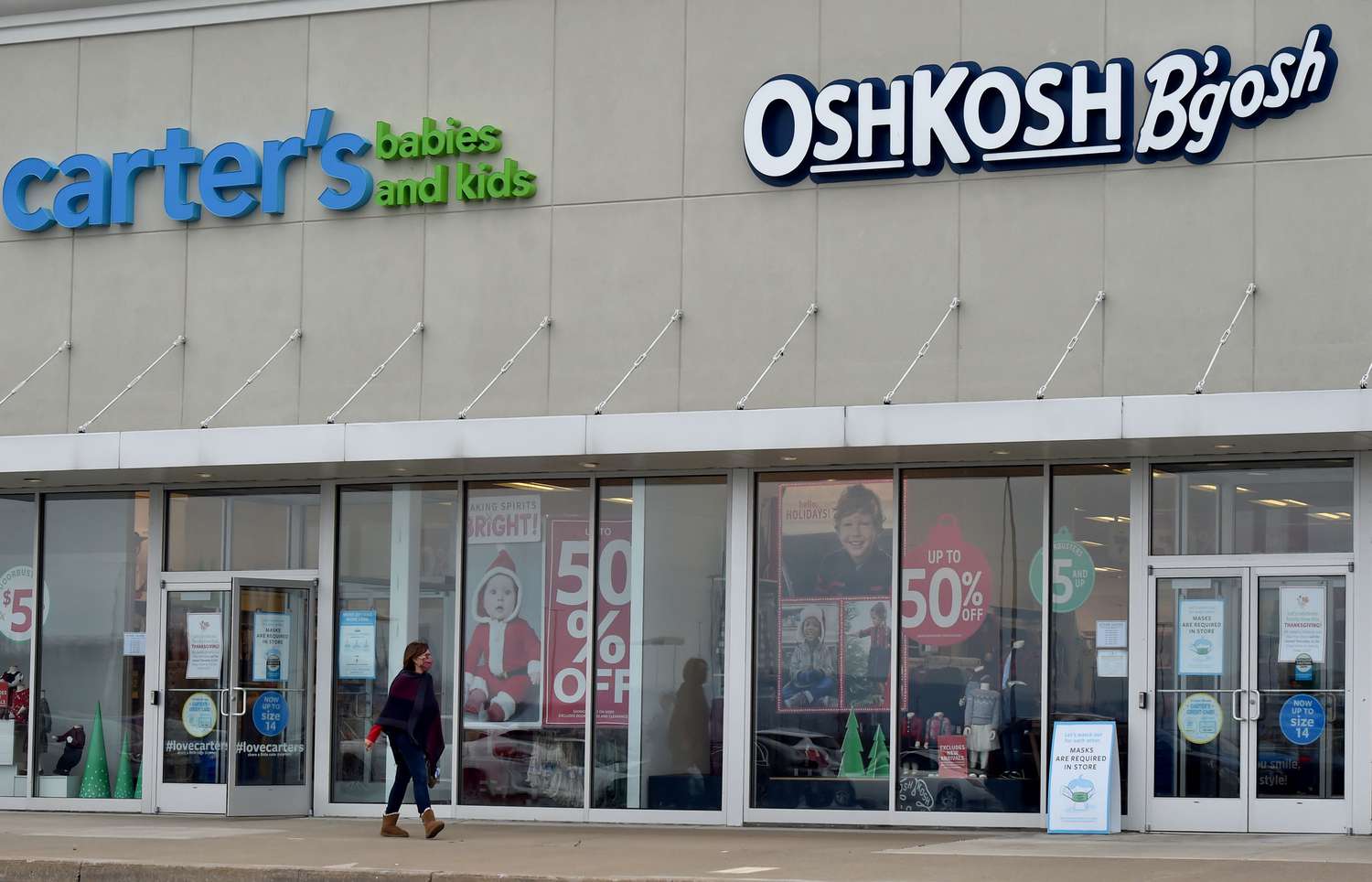 Carter's, a Kids Retailer, Announces a New CEO Amid Stock Slump 3 June 14, 2025 10:14 pm Carter's, a Kids Retailer, Announces a New CEO Amid Stock Slump A person walks in front of a pair of Carter's Babies and Kids and OshKosh B'Gosh stores.