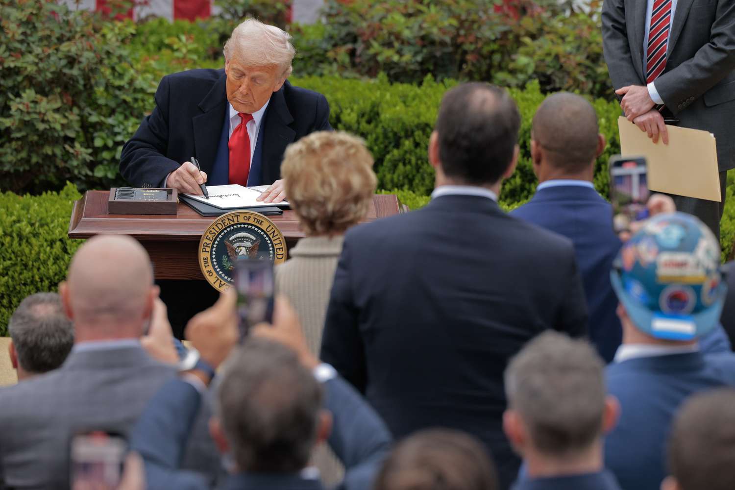 Bitcoin and Crypto Stocks Drop After Trump Tariff News 3 June 16, 2025 3:40 pm Bitcoin and Crypto Stocks Drop After Trump Tariff News President Trump in the Rose Garden of the White House on Wednesday.