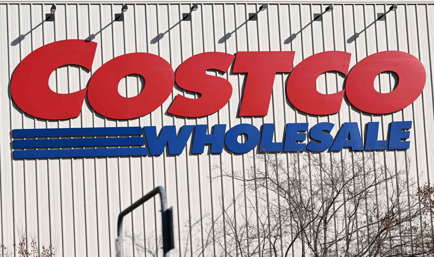 JPMorgan Calls Costco as a "Clear Market leader" as March Sales Exceed Expectations 3 June 16, 2025 3:32 pm JPMorgan Calls Costco as a "Clear Market leader" as March Sales Exceed Expectations Costco store