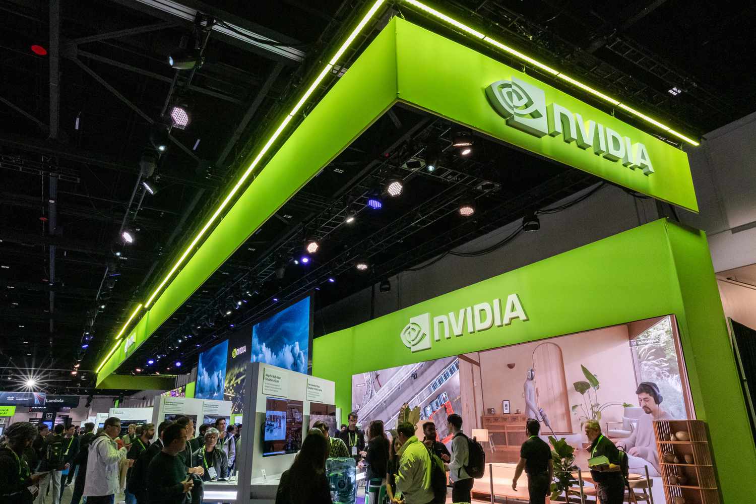 Top Stock Movers Now - Nvidia Vertiv Dollar Tree & More 6 August 29, 2025 8:13 pm Top Stock Movers Now - Nvidia Vertiv Dollar Tree & More Nvidia Corp. signage