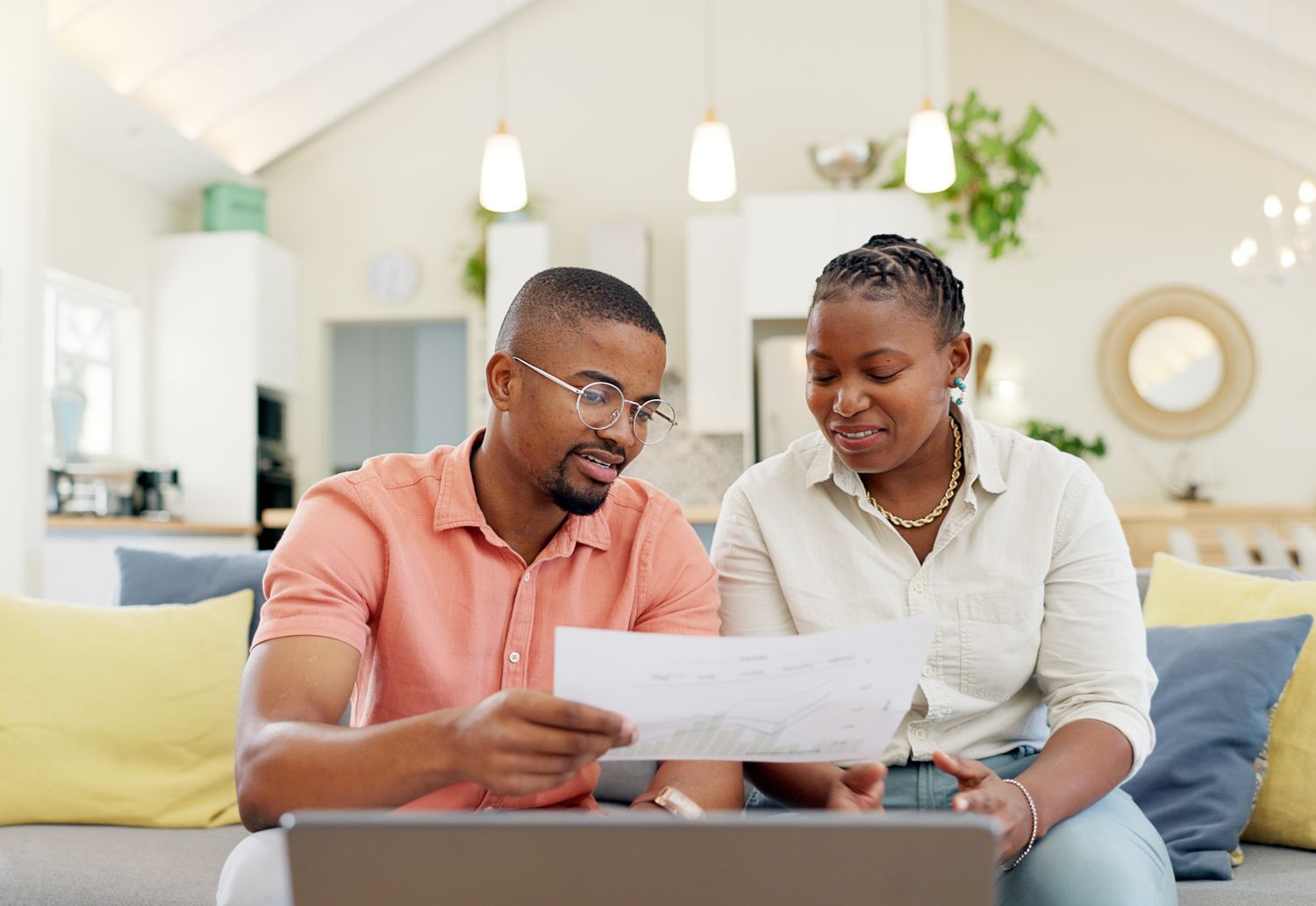30-Year Mortgage rates fall again, dropping almost every day for over a week - April 7, 2025 3 July 21, 2025 9:50 pm 30-Year Mortgage rates fall again, dropping almost every day for over a week - April 7, 2025 Young couple sitting on their sofa and looking together at a mortgage document and a laptop