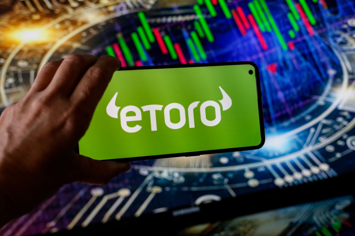 Online Trading Platform eToro Aims for $4B IPO Value 3 May 8, 2025 5:29 pm Online Trading Platform eToro Aims for $4B IPO Value The eToro logo displayed on a smartphone screen