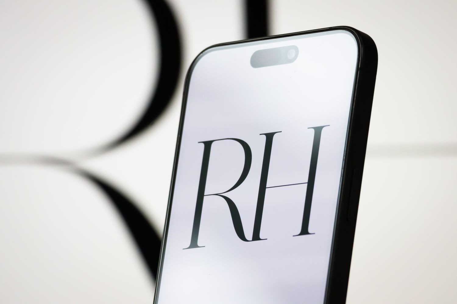 RH Inventory Plunges 40% on Weak Earnings, Worries About Trump Tariffs. Different Furnishings Shares Fall, Too. 3 July 17, 2025 2:53 am RH Inventory Plunges 40% on Weak Earnings, Worries About Trump Tariffs. Different Furnishings Shares Fall, Too. RH logo displayed on a smartphone.