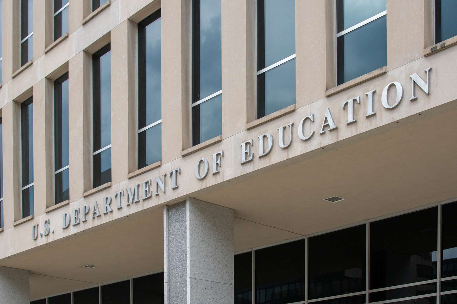 The Division of Schooling Lower Its Workforce In Half. How That Will Have an effect on Your Pupil Loans? 2 April 19, 2025 10:13 pm The Division of Schooling Lower Its Workforce In Half. How That Will Have an effect on Your Pupil Loans? The Entrance of the Lyndon B. Johnson Department of Education building in Washington, DC