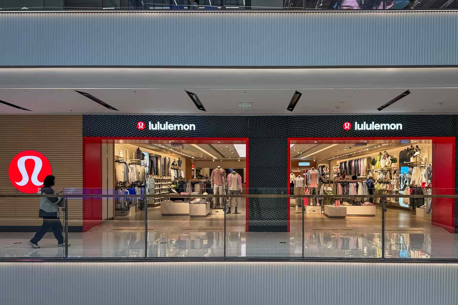 Top Stock Movers - Lululemon, Oxford Industries, WR Berkely, and More 4 June 14, 2025 10:32 am Top Stock Movers - Lululemon, Oxford Industries, WR Berkely, and More A view of a Lululemon retail store inside a shopping mall on March 22, 2025 in Chongqing, China