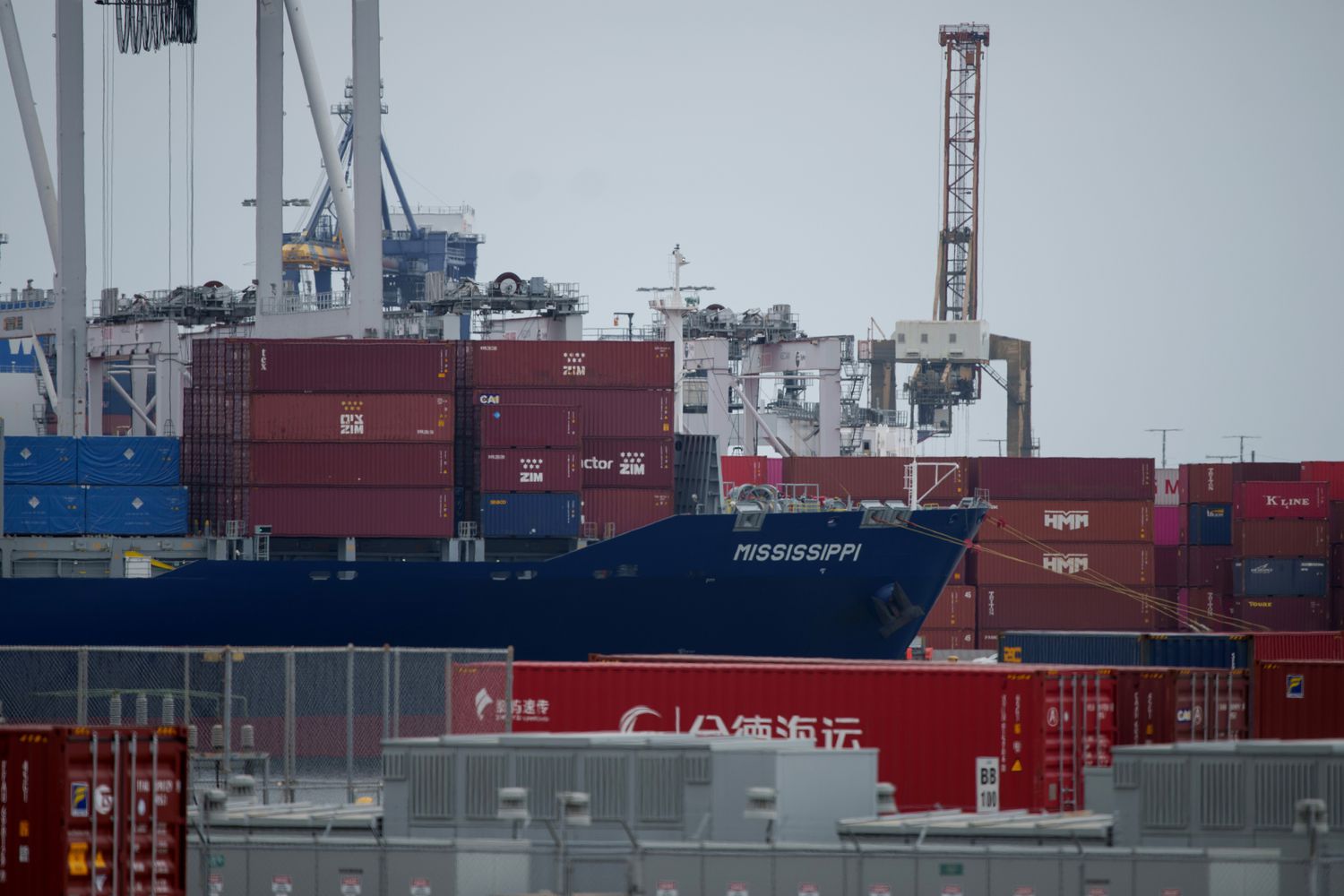 What to Expect from This Week's GDP Report 3 June 16, 2025 3:23 pm What to Expect from This Week's GDP Report The Mississippi container ship docked at the Port of Los Angeles in Los Angeles, California, US, on Thursday, April 24, 2025.