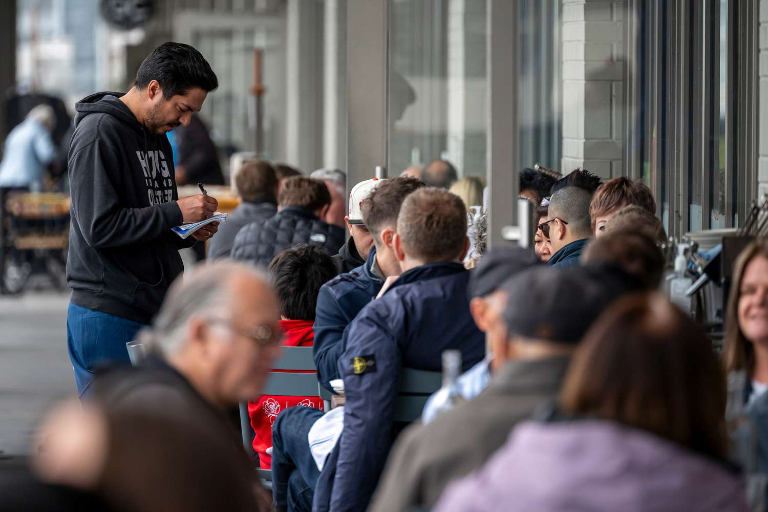 Tariff policies exacerbate economic concerns in March 3 June 7, 2025 6:44 am Tariff policies exacerbate economic concerns in March A server takes an order at a restaurant in the Ferry Building in San Francisco, California, US, on Thursday, March 27, 2025