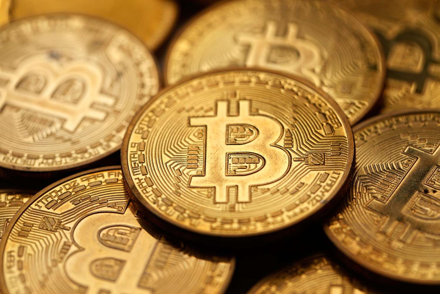 Bitcoin drops to $77,000 and Crypto Shares Slip 3 June 15, 2025 7:25 pm Bitcoin drops to $77,000 and Crypto Shares Slip Photo illustration shows the Bitcoin cryptocurrency
