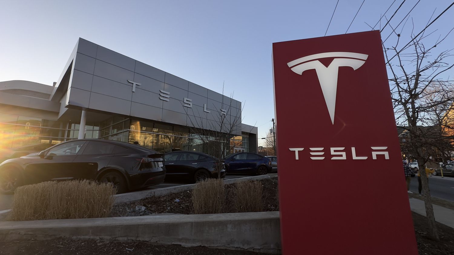 Tesla Stock Climbs Ahead Of First-Quarter Data 3 July 11, 2025 6:04 pm Tesla Stock Climbs Ahead Of First-Quarter Data Tesla dealership.