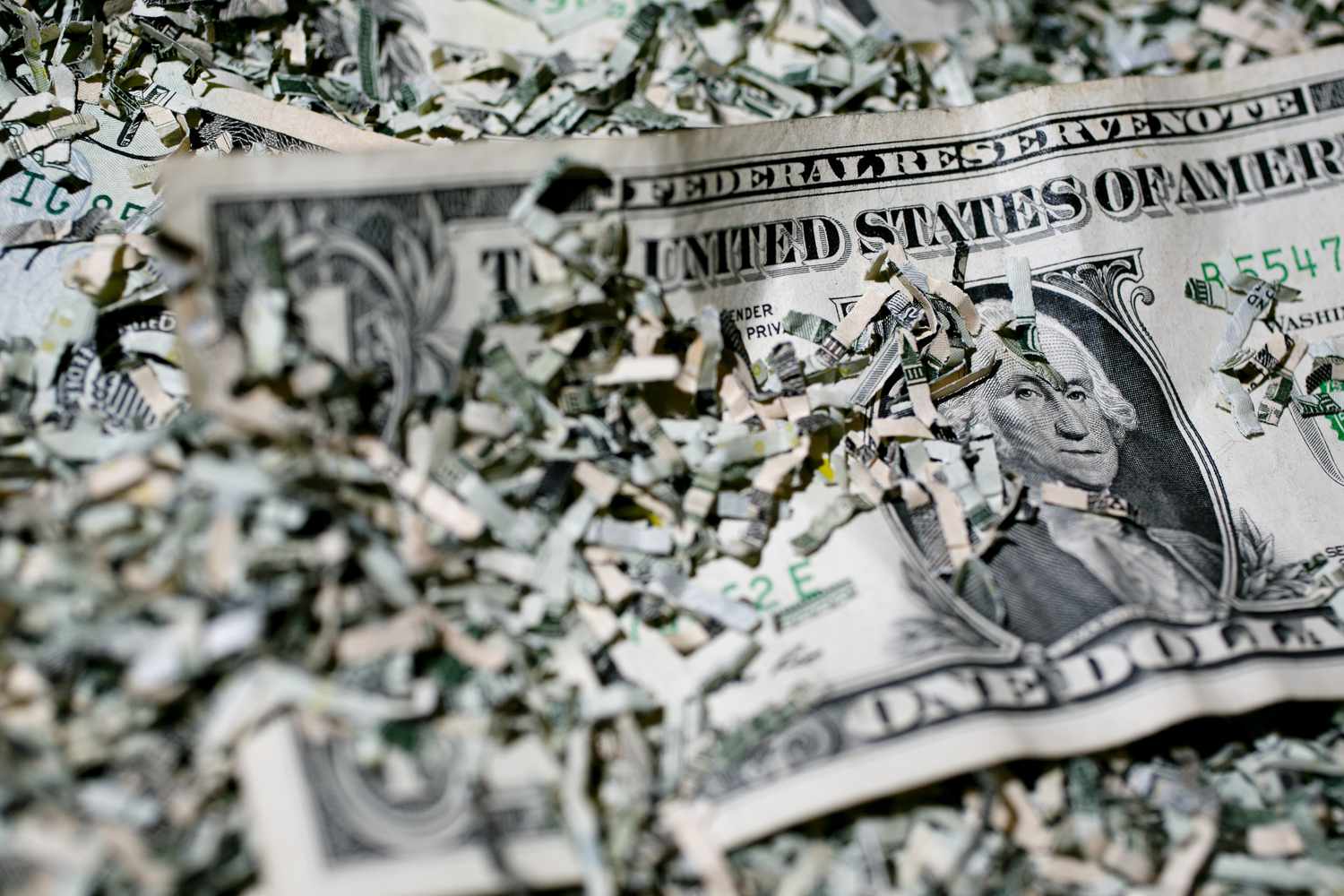 Experts Warn of Weakening Dollar Signs "Crisis of Confidence" in Backbone of Global Markets 3 May 8, 2025 10:42 pm Experts Warn of Weakening Dollar Signs "Crisis of Confidence" in Backbone of Global Markets Shredded currency surrounds a U.S. one dollar bill.