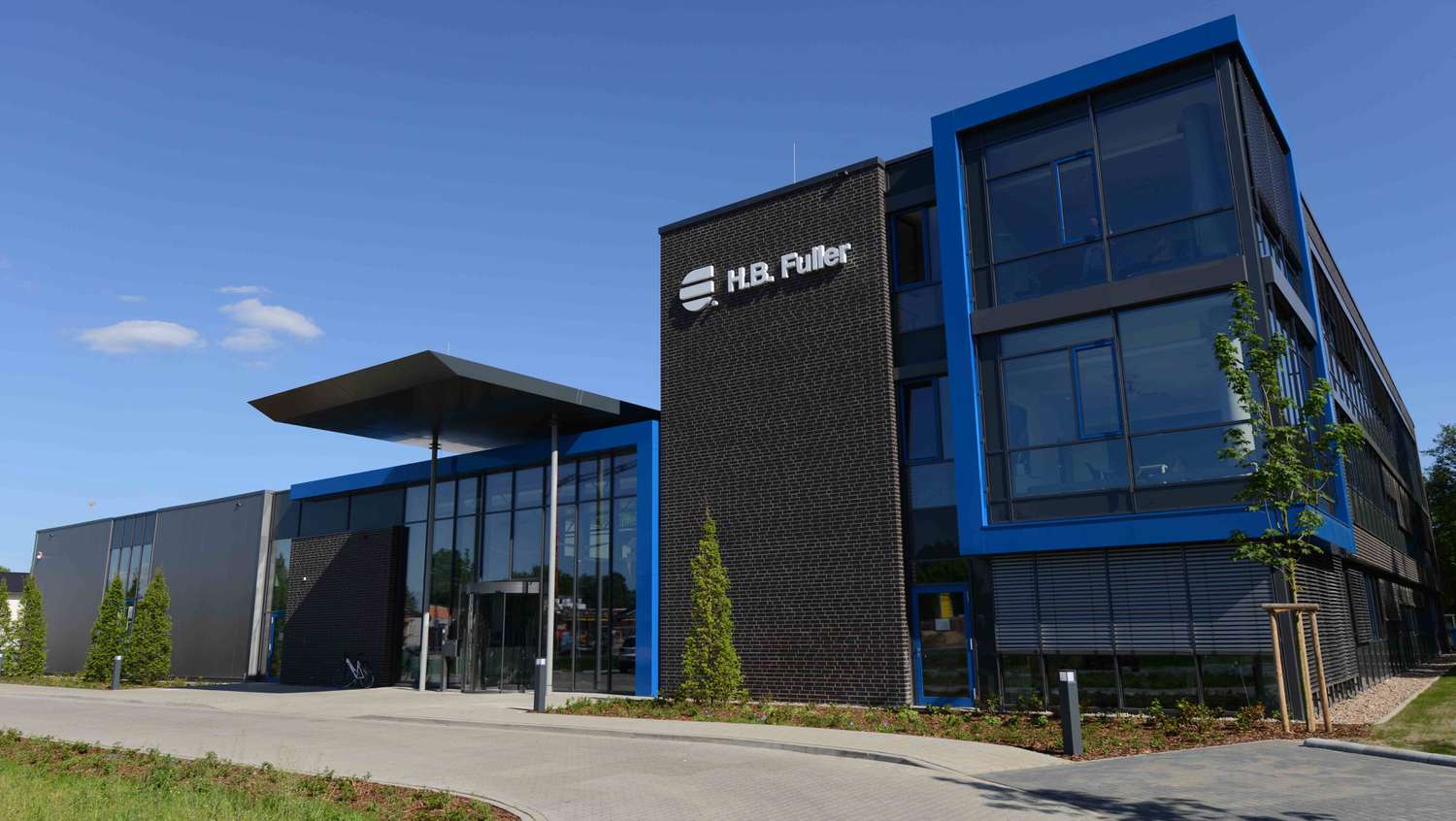 Adhesive Maker HB Fuller Posts Higher-Than-Anticipated Earnings 3 July 11, 2025 6:06 pm Adhesive Maker HB Fuller Posts Higher-Than-Anticipated Earnings An H.B. Fuller facility in Luneberg, Germany