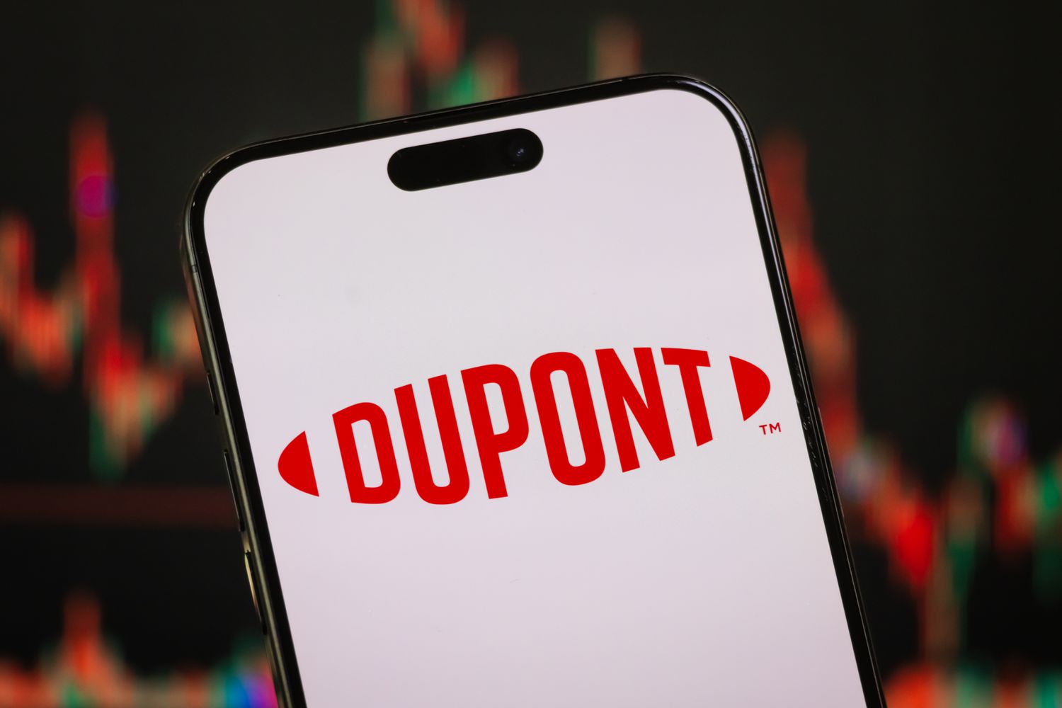DuPont Names CEO for Electronics Unit to be Spun Off 4 April 19, 2025 9:41 pm DuPont Names CEO for Electronics Unit to be Spun Off DuPont logo on a smartphone screen