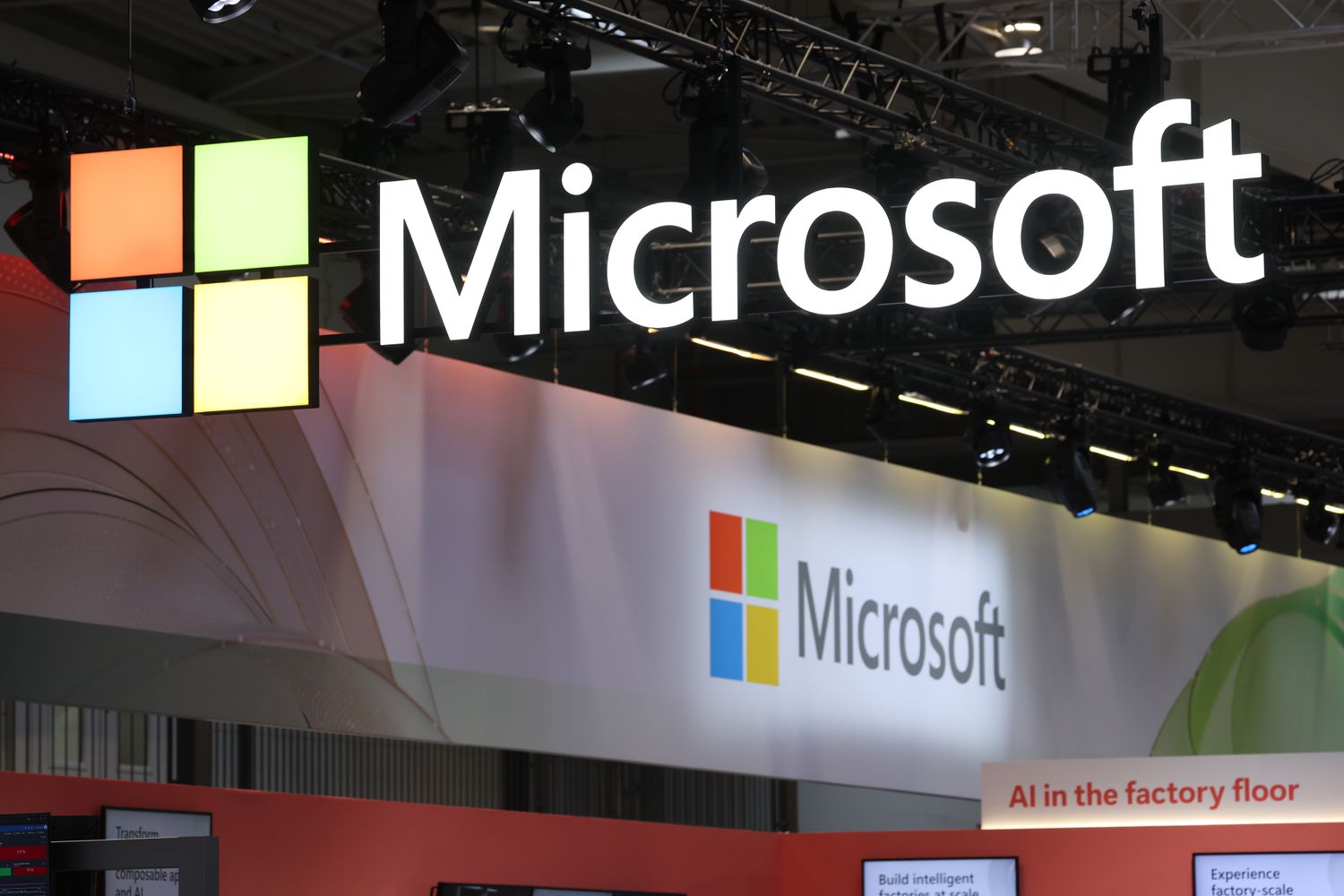 Microsoft Stock Rockets High as Analysts Increase Price Targets for AI-Fueled Business 3 June 16, 2025 4:05 pm Microsoft Stock Rockets High as Analysts Increase Price Targets for AI-Fueled Business Microsoft pavilion at the 2025 Hannover Messe industrial trade fair.