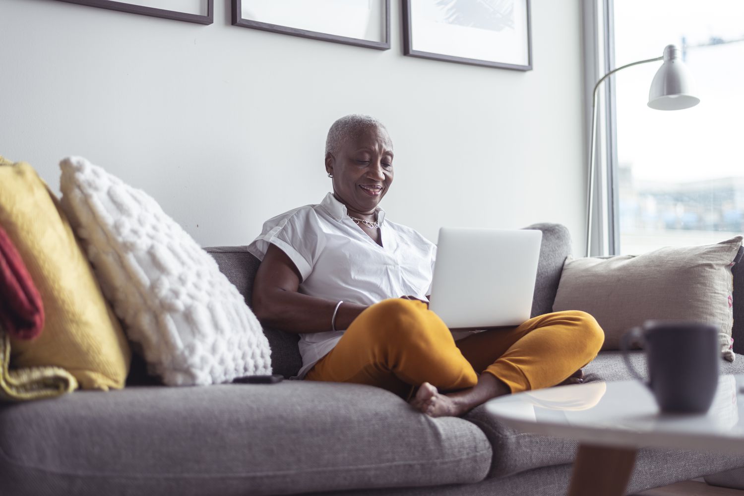 Top CD Rates April 2, 2025: Snag one of seven offers that guarantee 4.60% or more 3 July 15, 2025 7:49 pm Top CD Rates April 2, 2025: Snag one of seven offers that guarantee 4.60% or more A black senior woman sits comfortably on her couch in her apartment. She is using a laptop.