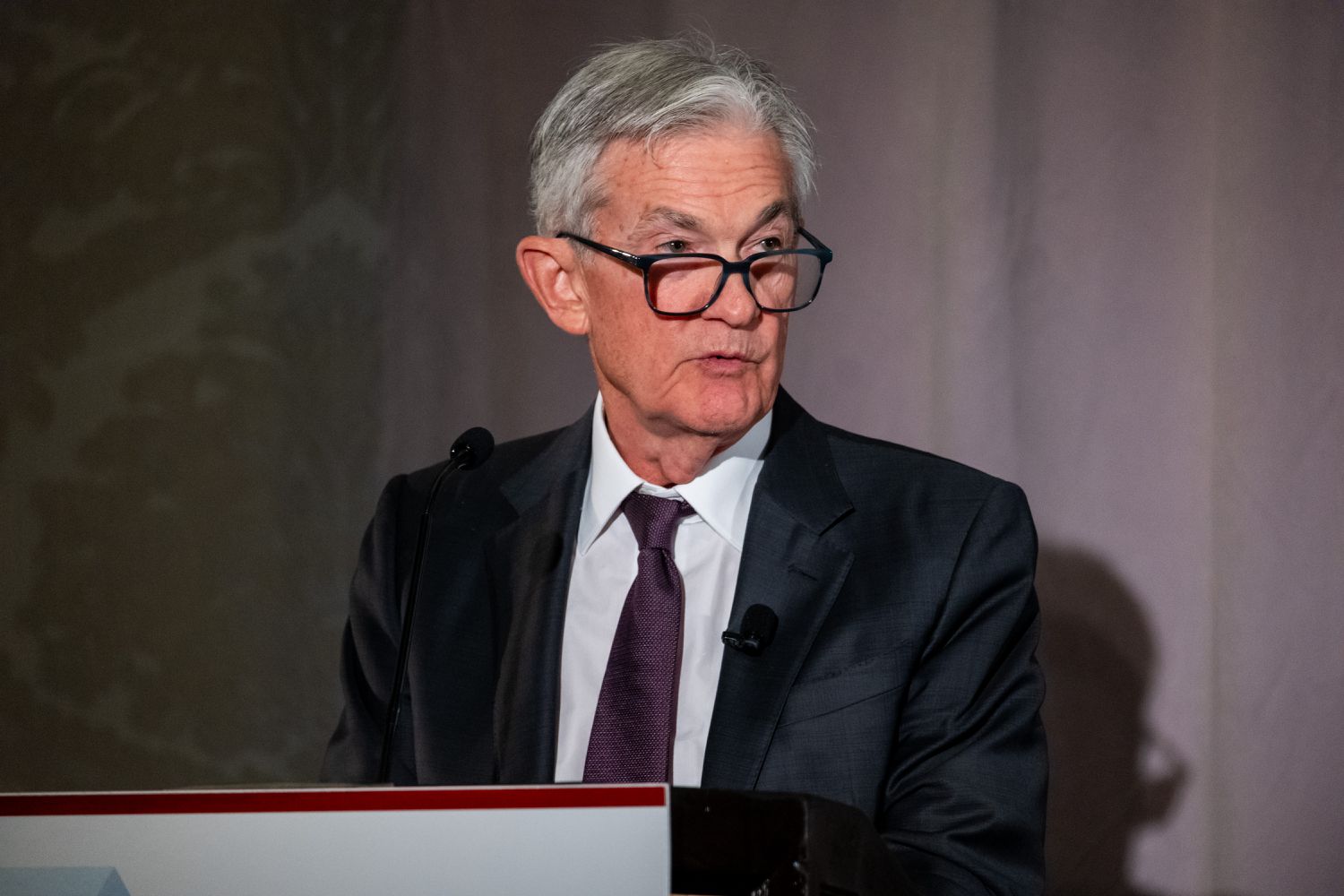 5 Issues to Know Earlier than the Inventory Market Opens 3 April 20, 2025 12:17 am 5 Issues to Know Earlier than the Inventory Market Opens Federal Reserve Chair Jerome Powell speaks at the 2025 U.S. Monetary Policy Forum on March 7, 2025 in New York City