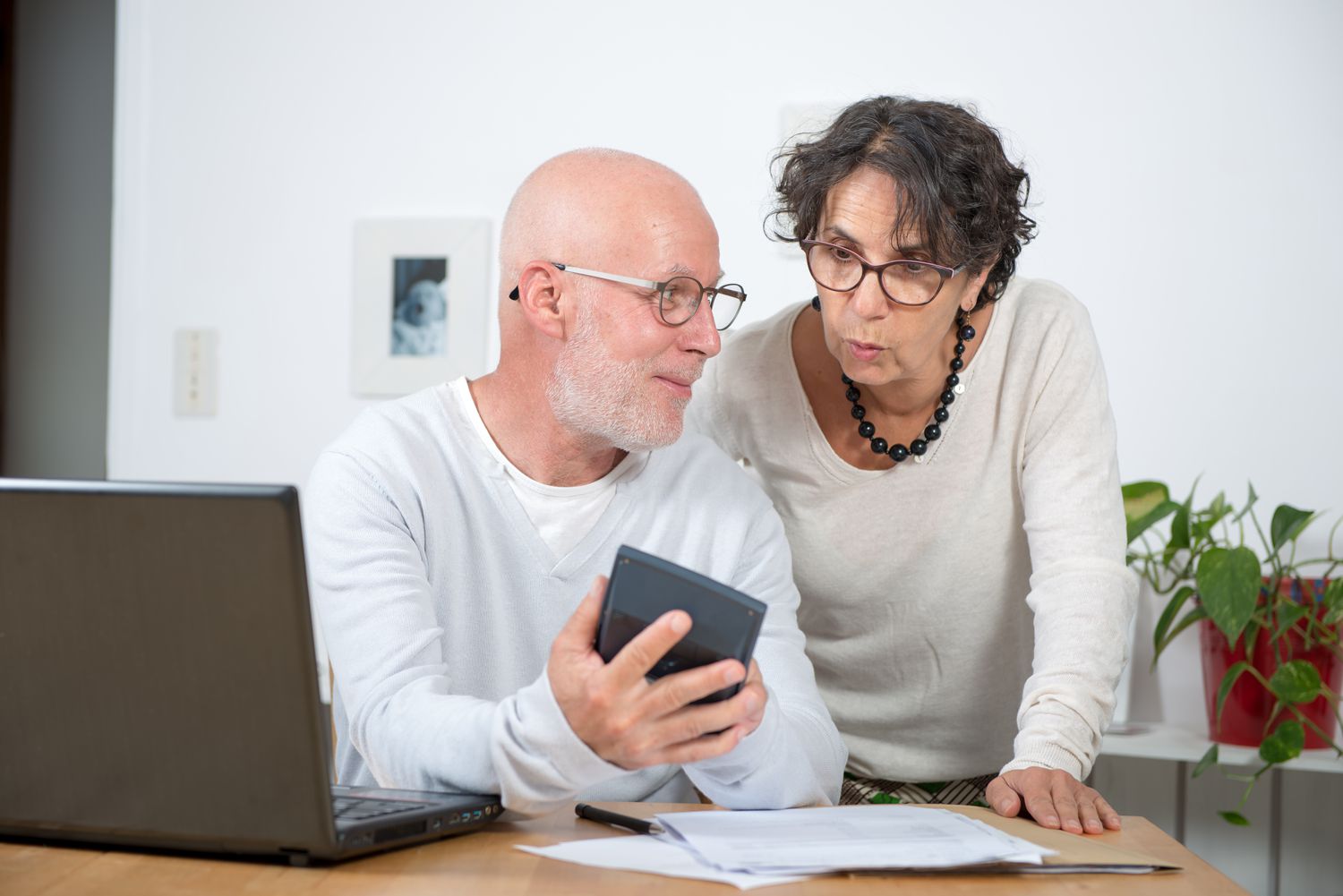 Today's Refinance Rates by State – Apr. 3, 2025 3 July 16, 2025 12:53 pm Today's Refinance Rates by State – Apr. 3, 2025 Older couple at home, looking together at mortgage rates and payment calculations
