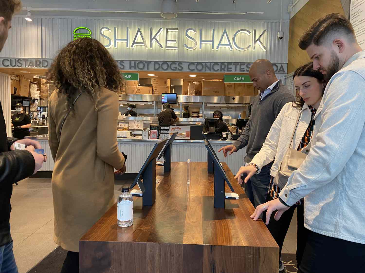 Why Ordering Food at a Kiosk Can Be Smooth, Easy—And More Expensive Than You Realize 3 June 6, 2025 10:38 am Why Ordering Food at a Kiosk Can Be Smooth, Easy—And More Expensive Than You Realize Customers order on kiosks at Shake Shack.