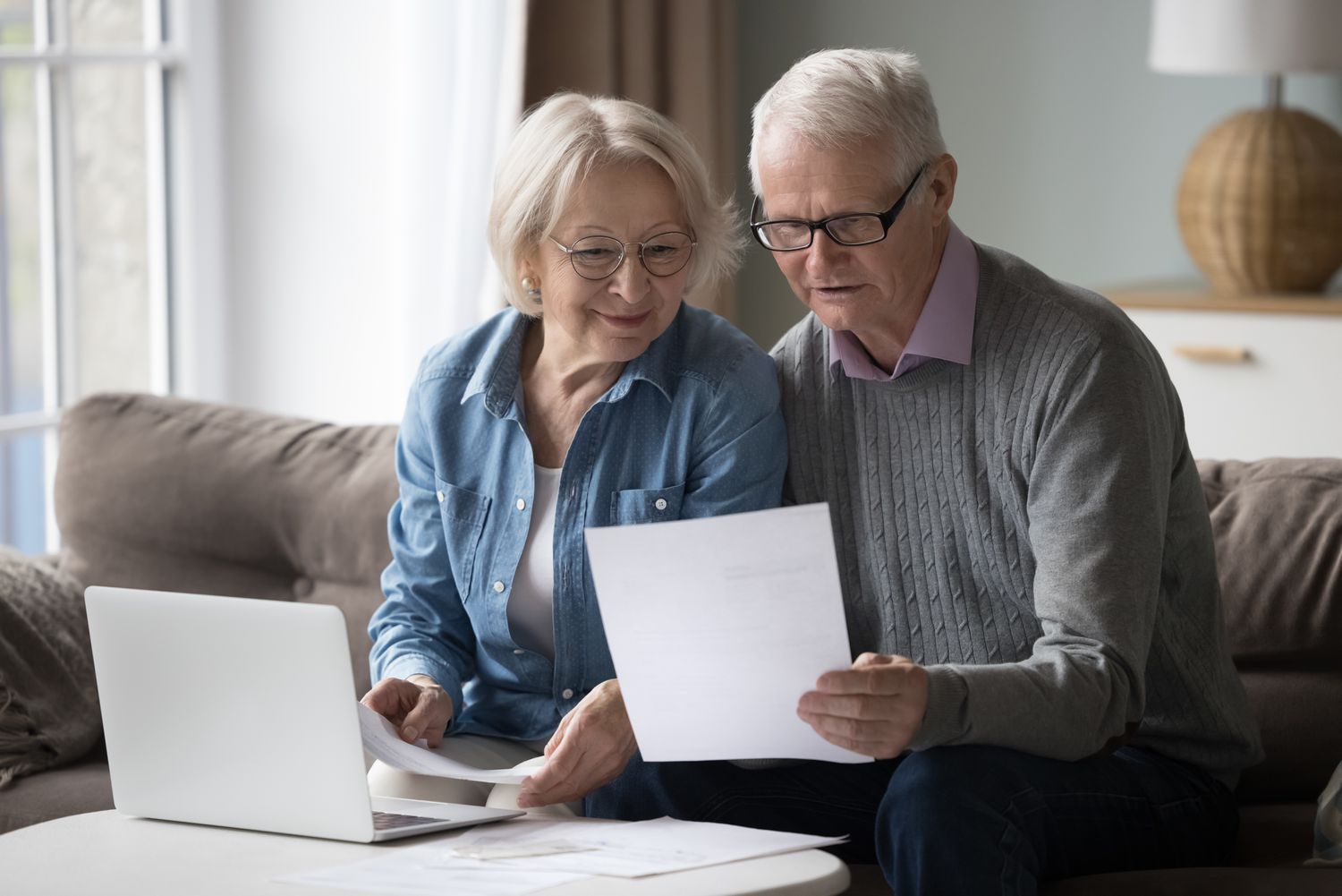 Today's Refinance Rates by State – Apr. 21, 2025 3 June 14, 2025 10:22 am Today's Refinance Rates by State – Apr. 21, 2025 Older couple sitting on their sofa and looking together at a mortgage document and a laptop