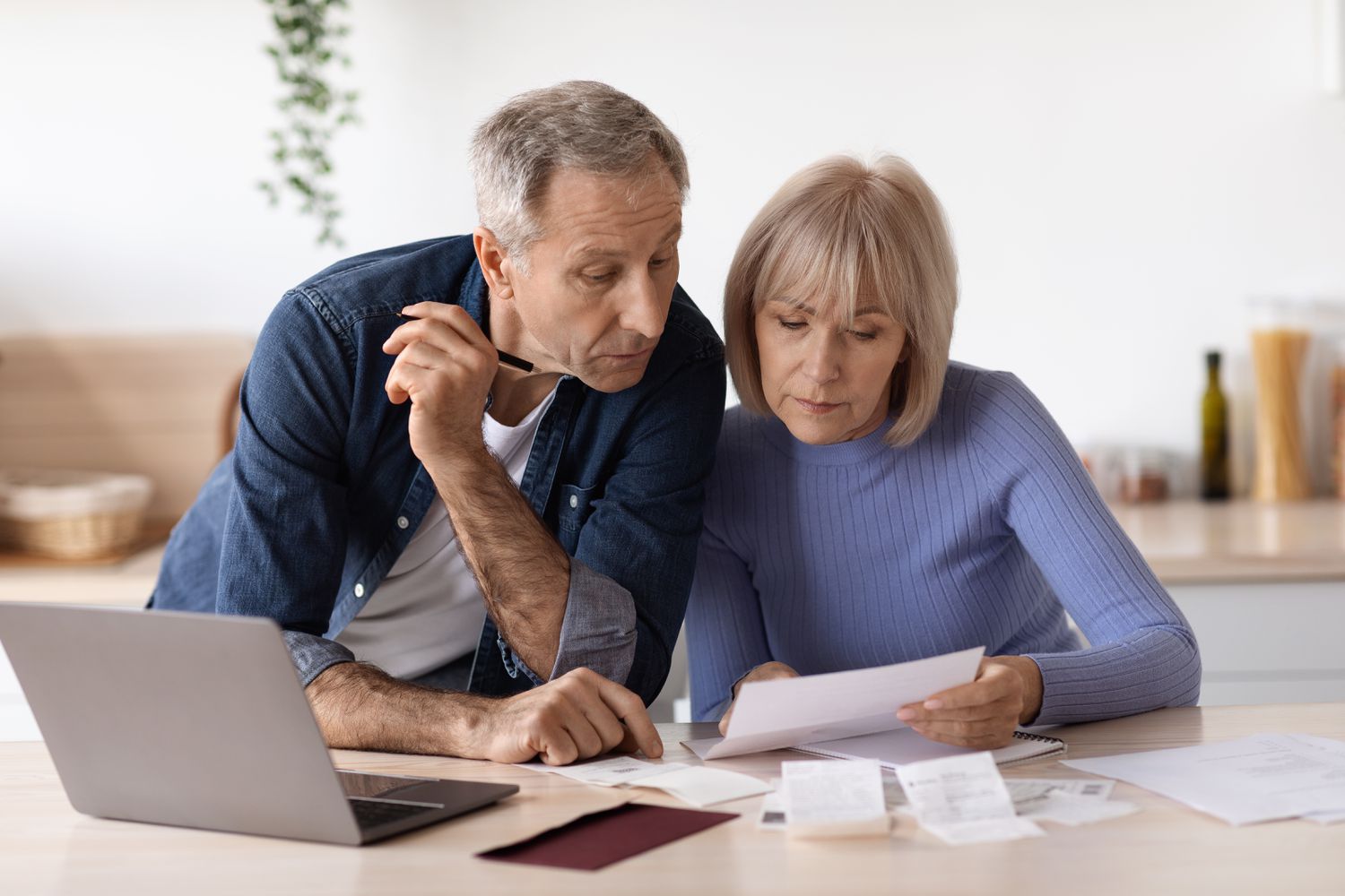 Refinance rates continue to climb, reaching a new eight-month high in April. 14, 2025 3 July 28, 2025 1:23 am Refinance rates continue to climb, reaching a new eight-month high in April. 14, 2025 Older couple sitting at their kitchen counter and looking at mortgage documents and a laptop