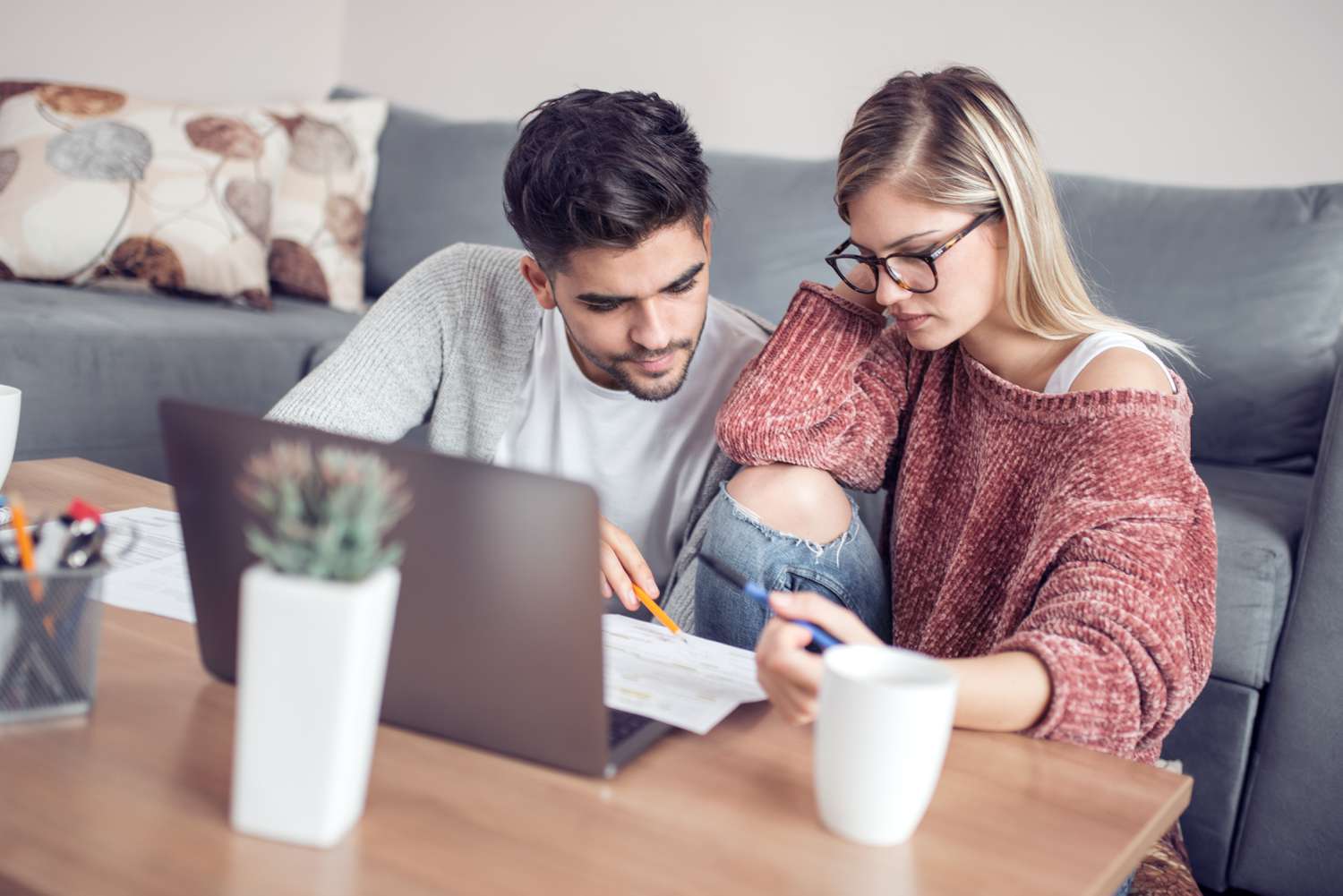 Mortgage Rates are bouncing in a range above the recent 4-month low - March. 13, 2025 2 April 19, 2025 10:13 pm Mortgage Rates are bouncing in a range above the recent 4-month low - March. 13, 2025 Young couple sitting in their living room and looking seriously at a mortgage document and a laptop