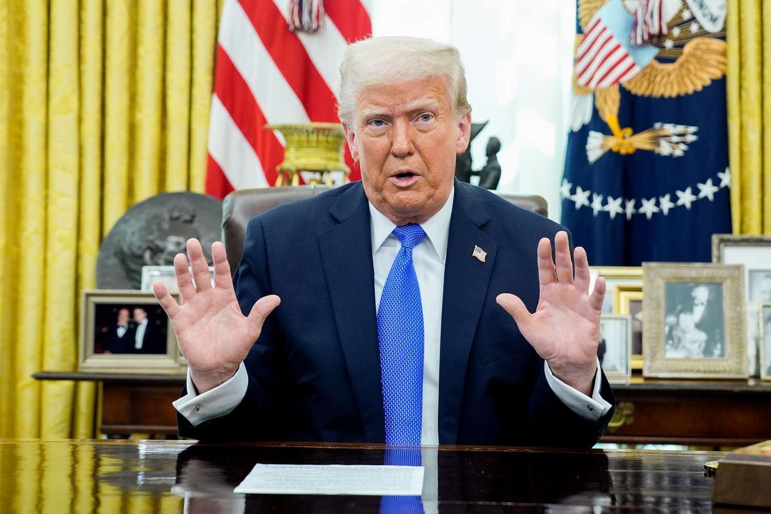Trump Transfers Scholar Mortgage System to Small Enterprise Administration 3 June 14, 2025 11:13 am Trump Transfers Scholar Mortgage System to Small Enterprise Administration US President Donald Trump speaks in the Oval Office of the White House in Washington, DC, US, on Friday, March 21, 2025