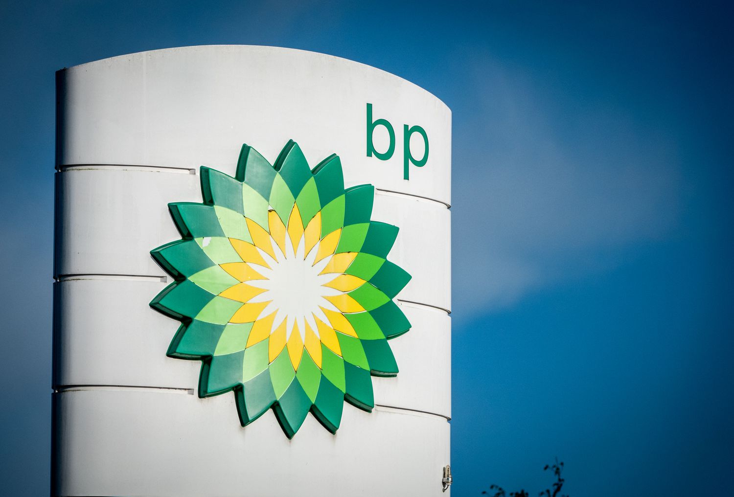 BP Stock Drops on Lower-than-Expected Q1 results, Reduced Purchases 3 June 9, 2025 8:46 am BP Stock Drops on Lower-than-Expected Q1 results, Reduced Purchases BP logo