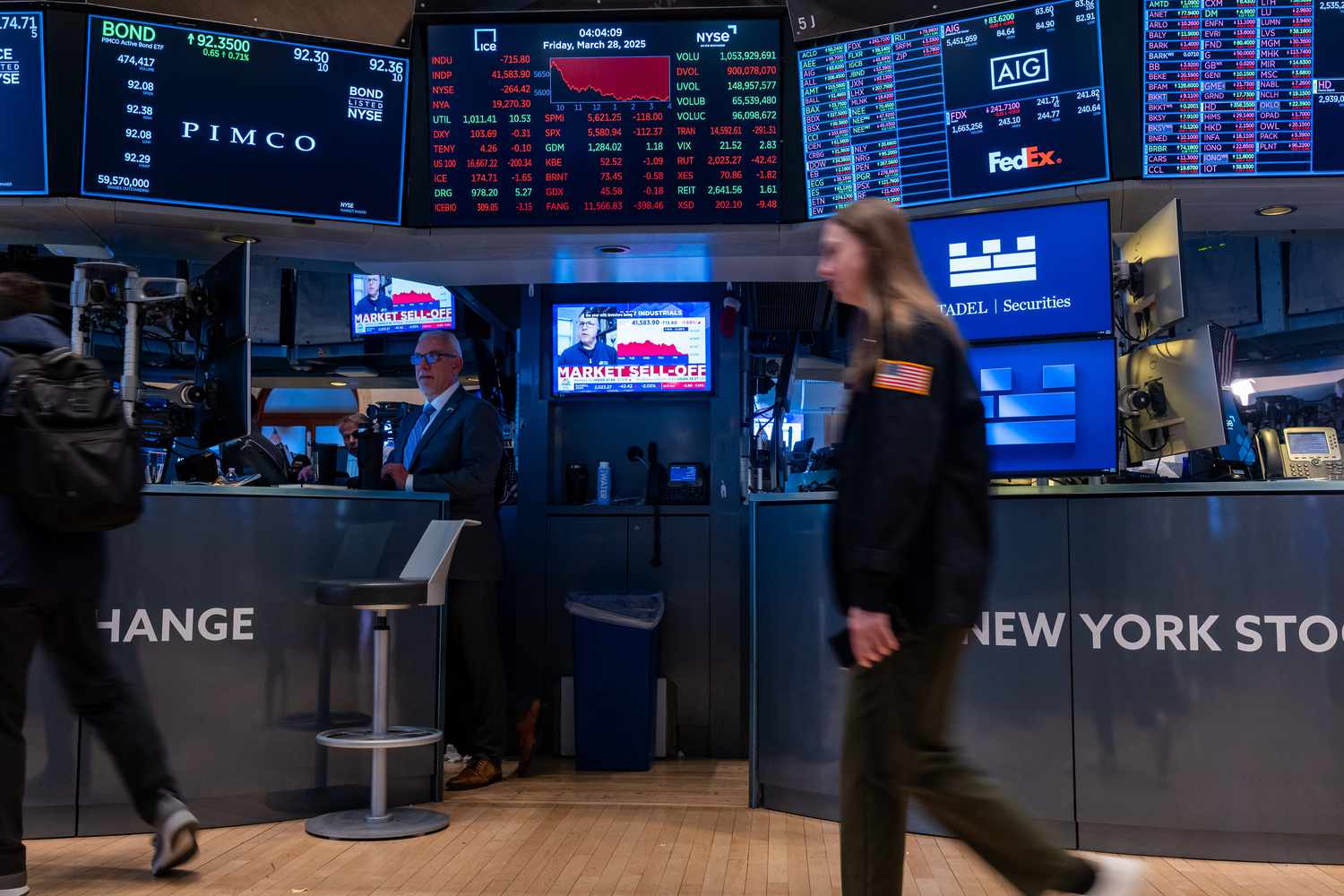 Stock Market: 5 Things to Know before the Opening 3 June 16, 2025 4:48 pm Stock Market: 5 Things to Know before the Opening raders work on the floor of the New York Stock Exchange