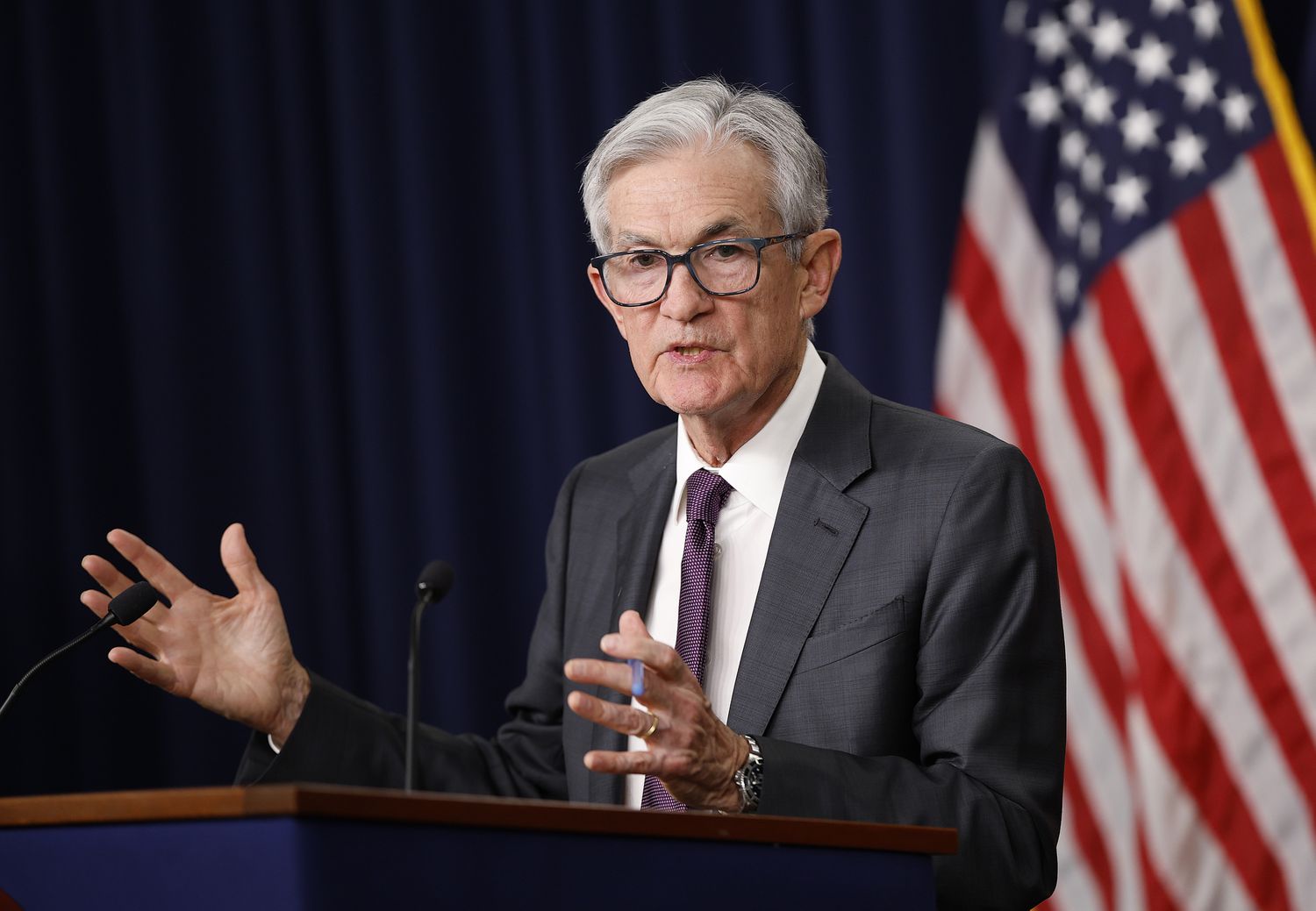 How Would the Federal Reserve fight "Stagflation"? 3 June 14, 2025 11:43 am How Would the Federal Reserve fight "Stagflation"? Federal Reserve Chairman Jerome Powell delivers remarks at a news conference following a Federal Open Market Committee (FOMC) meeting at the Federal Reserve on March 19, 2025 in Washington, DC.