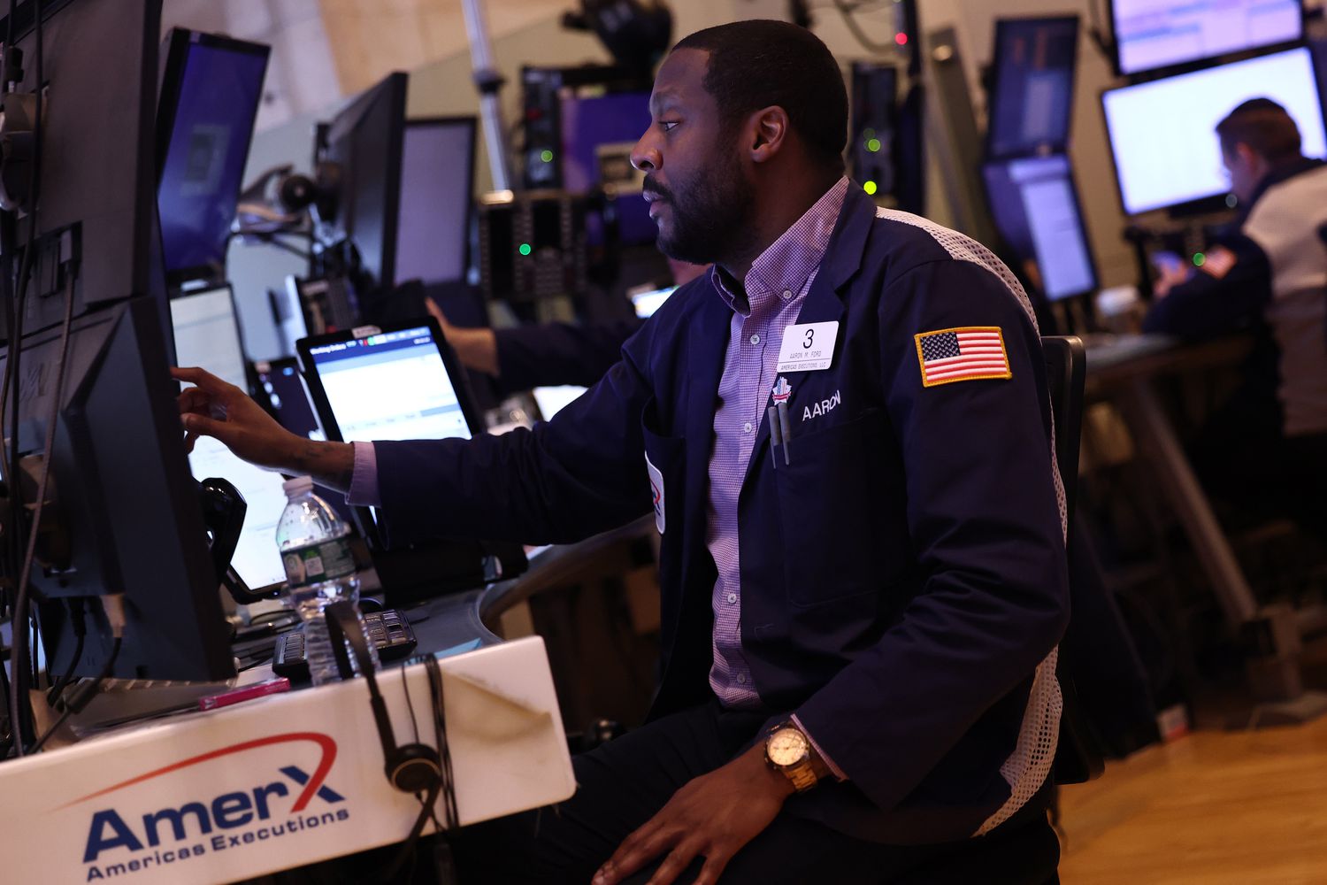 S&P Gains and Losses today: Index ticks up ahead of this Week's Fed Decision 3 April 19, 2025 11:57 pm S&P Gains and Losses today: Index ticks up ahead of this Week's Fed Decision Traders work on the floor of the New York Stock Exchange during morning trading on January 22, 2025 in New York City.